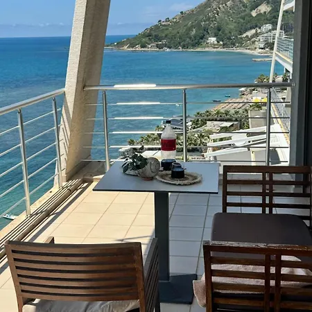 Apartment Currila 12